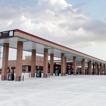 OnCue 140 - OnCue is a convenience store chain offering a selection of beverages, fresh food, fuel and clean restrooms. - Convenience Stores Near Me - Oklahoma City, Oklahoma OnCue 140 - OnCue is a convenience store chain offering a selection of beverages, fresh food, fuel and clean restrooms. - Convenience Stores Near Me - Oklahoma City, Oklahoma