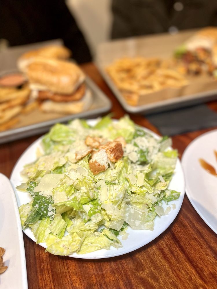 Freeman's Grub & Pub