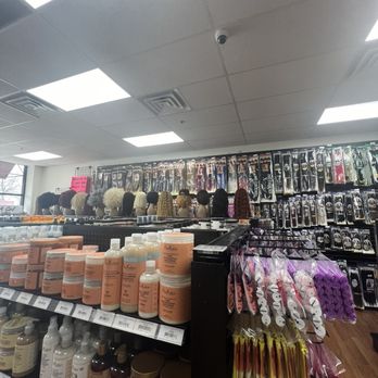 Beauty SNOBs Beauty Supply - Cosmetics & Beauty Supply Near Me - Forney, Texas