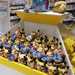 ポケモンストア イオンモール沖縄ライカム店 Video Game Stores 北中城村アワセ土地区画整理事業区域内4街区 中頭郡 長野県 Japan Yelp
