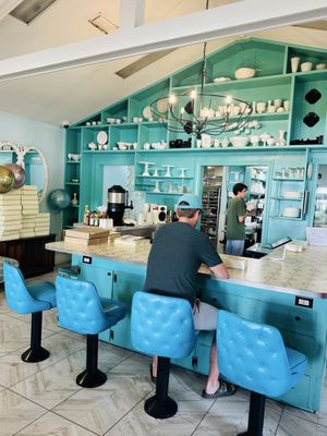 Dulce Dough Donuts & Bakery by null