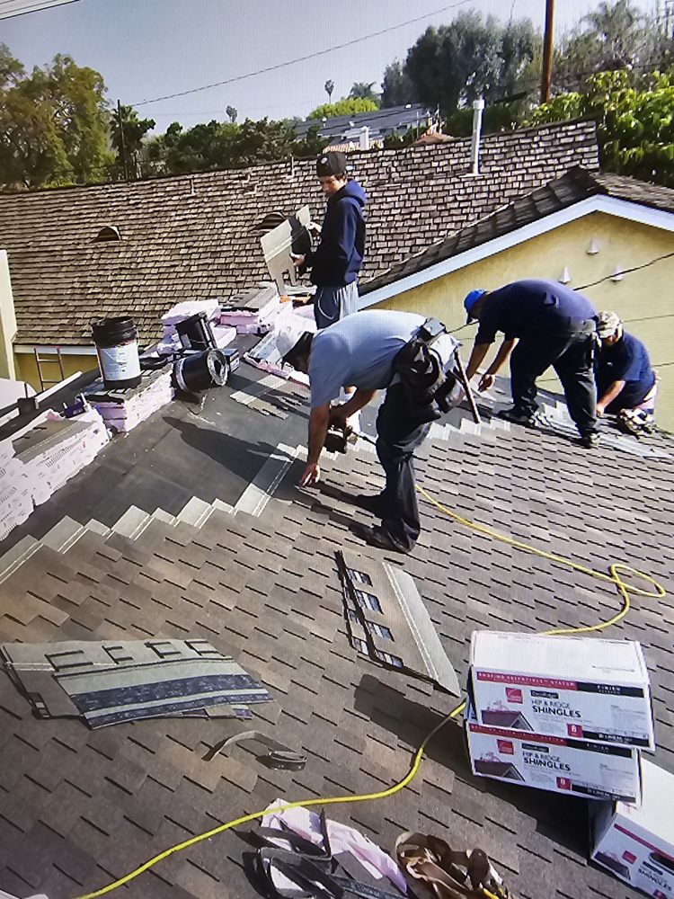 Slide of Micasa Pro Roofers