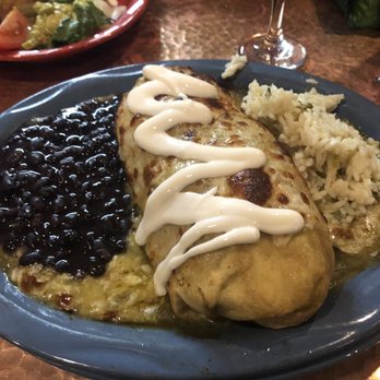 Oscar's Cafe - Pork Chili Verde Burrito also with a side salad to start. - Mexican Near Me - Springdale, Utah