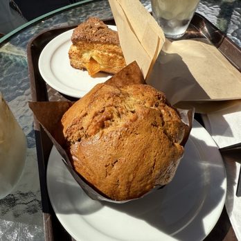 GARDENWORKS at Mandeville - Cafes Near Me - Burnaby, British Columbia