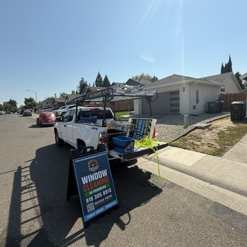 Buddy Bright - Setup - Window Washing Near Me - Roseville, California Buddy Bright - Setup - Window Washing Near Me - Roseville, California