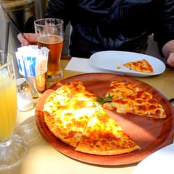 Arthur's Pizza