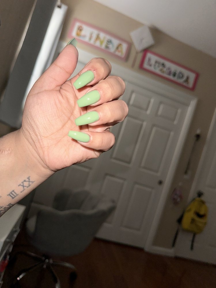 ALLURE NAILS & SPA IL Updated August 2024 232 Photos & 104 Reviews 616 W Hammer Ln