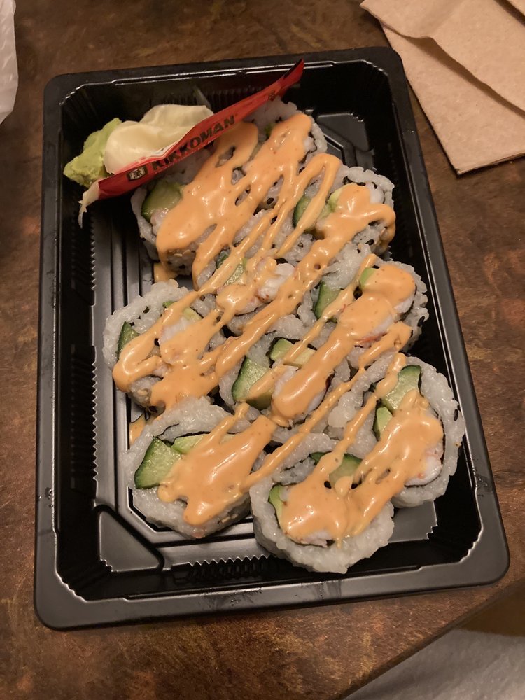 SPLENDID SUSHI Updated October 2024 53 Photos & 53 Reviews 26