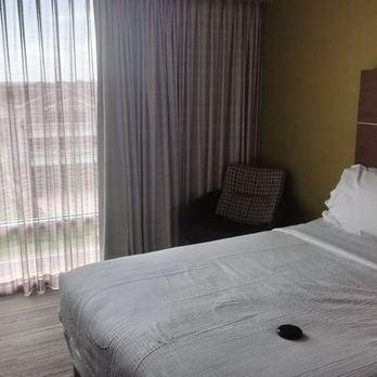 Holiday Inn Express Nags Head Oceanfront - Room - Hotels Near Me - Nags Head, North Carolina Holiday Inn Express Nags Head Oceanfront - Room - Hotels Near Me - Nags Head, North Carolina