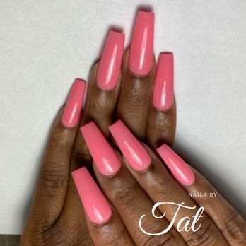 Le's Nails - Love this pink color with coffin shape - Nail Salons Near Me - Conway, Arkansas