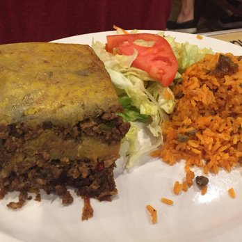 Isla Del Encanto - Pastelon de carne - Puerto Rican Near Me - Miami, Florida