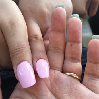 Nail Studios - Nail Salons Near Me - Lyons, Illinois