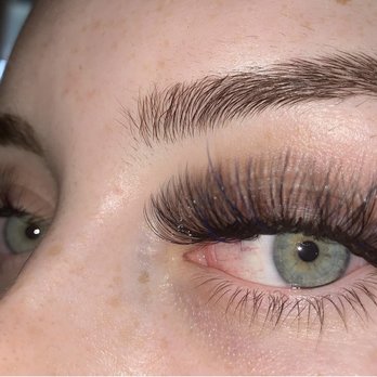 Pretty in Lash - Volume set - Eyelash Service Near Me Pretty in Lash - Volume set - Eyelash Service Near Me