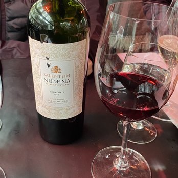 Don Julio - Red blend wine - Steakhouses Near Me - Buenos Aires, C