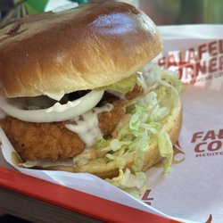 Falafel Corner - Crispy chicken sandwich