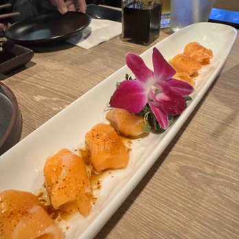 Bleu Bear Sushi - Salmon Napple - Sushi Bars Near Me - Bedford, Texas