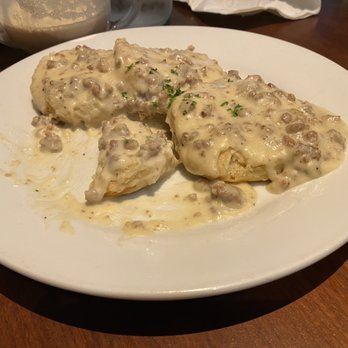 Red Rooster Cafe - Grandma's Biscuits and Gravy - Breakfast & Brunch Near Me - Beaufort, South Carolina Red Rooster Cafe - Grandma's Biscuits and Gravy - Breakfast & Brunch Near Me - Beaufort, South Carolina