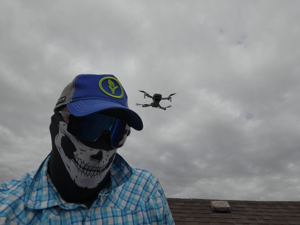 Slide of Lee's Roofing & Construction