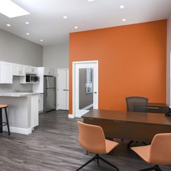 Holly Court Apartment Homes - Holly Court Apartments