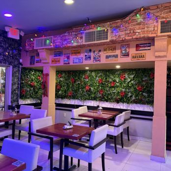 La Terraza Cubana - Cuban Near Me - Pompano Beach, Florida La Terraza Cubana - Cuban Near Me - Pompano Beach, Florida