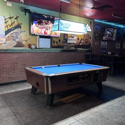 Tommy Knockers - Pool table