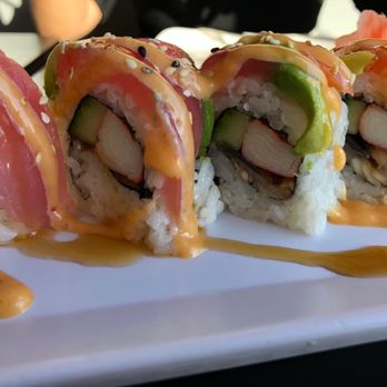 Blue Mango - Rainbow roll - Vegetarian Near Me - San Jose, California Blue Mango - Rainbow roll - Vegetarian Near Me - San Jose, California