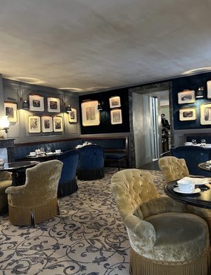 Ladurée Bonaparte by null