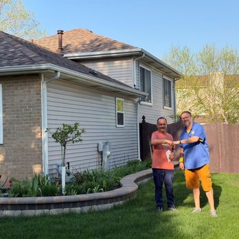 Fiji Construction - New roof paid for by Insurance in Bolingbrook,IL - Roofing Near Me - Cary, Illinois Fiji Construction - New roof paid for by Insurance in Bolingbrook,IL - Roofing Near Me - Cary, Illinois