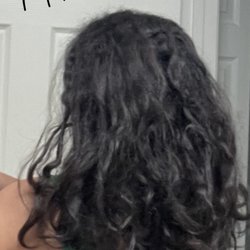 Salon Linnea - That's was the result after my hair cut, it was supposed to be only 4 inches.