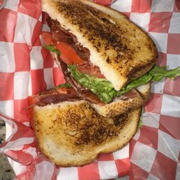 BLT Sandwhich BLT Sandwhich