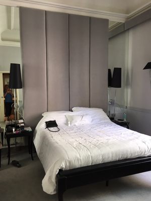 Leon's Place by null