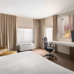 Hilton Garden Inn Flagstaff - Guest room