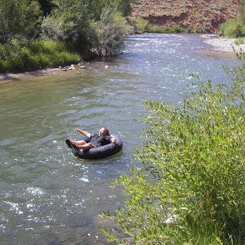 Dubois Campgrounds - Tubing Down the River - RV Parks Near Me - Dubois, Wyoming