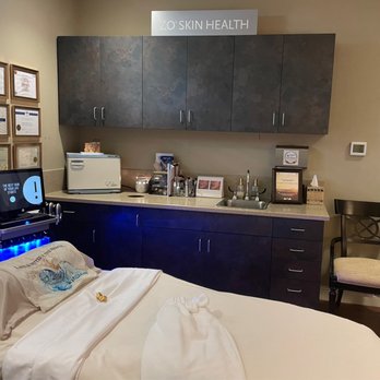 First Coast Plastic Surgery: David N. Csikai, MD - Enjoy your skin treatments in a relaxing, luxurious setting. - Medical Spas Near Me - Jacksonville, Florida First Coast Plastic Surgery: David N. Csikai, MD - Enjoy your skin treatments in a relaxing, luxurious setting. - Medical Spas Near Me - Jacksonville, Florida