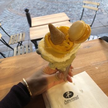 Amorino - Grand cone with mango macaron, mango coconut and pistachio icecream flavors - Ice Cream & Frozen Yogurt Near Me - Paris, 75 Amorino - Grand cone with mango macaron, mango coconut and pistachio icecream flavors - Ice Cream & Frozen Yogurt Near Me - Paris, 75