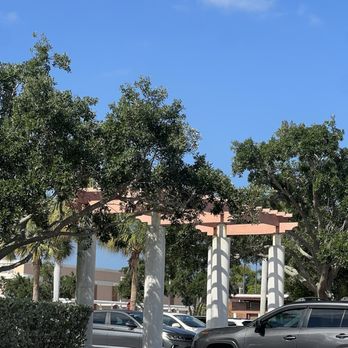 Boynton Town Center - Shopping Centers Near Me - Boynton Beach, Florida
