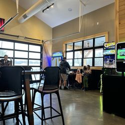 Thirsty Beaver Hometown Pub & Grub - Games