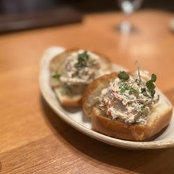 Gordon Ramsay Pub & Grill - Shinto and lobster roll