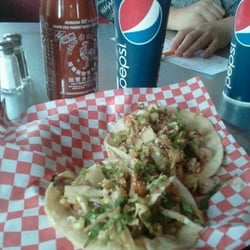 Kimchichanga - Chicken Taco's