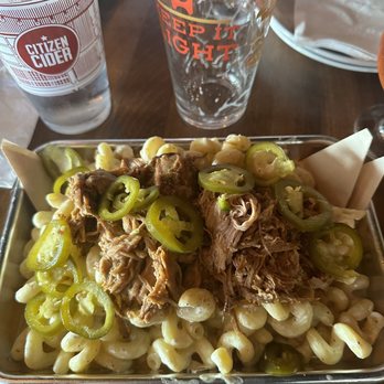 Citizen Cider - Macaroni with pulled pork and jalepenos - Cideries Near Me - Burlington, Vermont