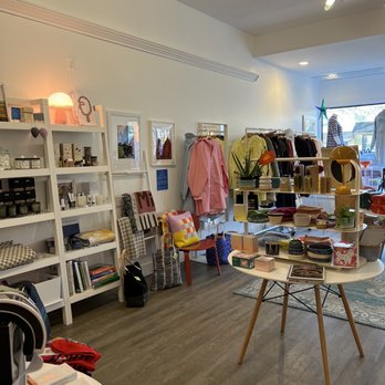 Vida Voyager - Inside Store - Women's Clothing Near Me - Plymouth, Michigan Vida Voyager - Inside Store - Women's Clothing Near Me - Plymouth, Michigan