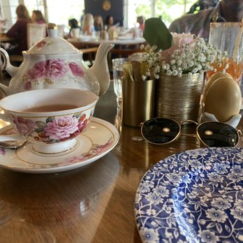 Little Hen - Breakfast & Brunch Near Me - Miami, Florida