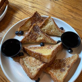 Rowdy Tiger Whiskey Bar & Kitchen - French Toast - Southern Near Me - Atlanta, Georgia
