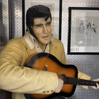 Vinny's Stock Pot - Entrance Elvis - American Near Me - Bay City, Michigan Vinny's Stock Pot - Entrance Elvis - American Near Me - Bay City, Michigan