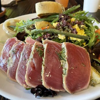 Urban Plates - Ahi Nicoise Salad - Salad Near Me - Pasadena, California