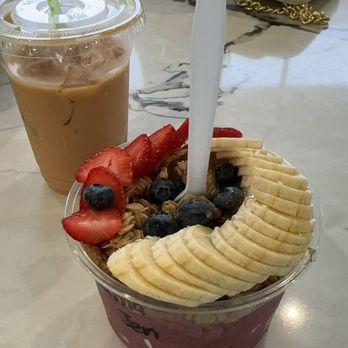 Mamaka Bowls - Mamaka - Coffee & Tea Near Me - Charlotte, North Carolina Mamaka Bowls - Mamaka - Coffee & Tea Near Me - Charlotte, North Carolina