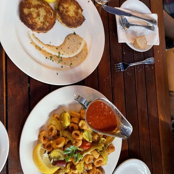 Iggy's Boardwalk - Fried Calamari - Seafood Near Me - Warwick, Rhode Island