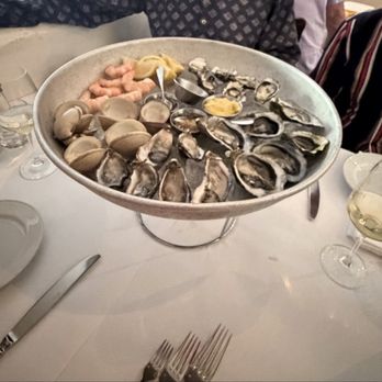 Zuni Café - If you love oysters Zuni has one of the best selections in the Bay Area of local and imported oysters. - Italian Near Me - San Francisco, California Zuni Café - If you love oysters Zuni has one of the best selections in the Bay Area of local and imported oysters. - Italian Near Me - San Francisco, California