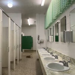 American Heritage Campground - Clean maintained bathrooms