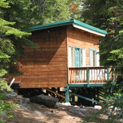 Far Horizons Camp - Accommodations at Far Horizons are charming and rustic. We have flush toilets, hot water and lantern lighting. There are fire